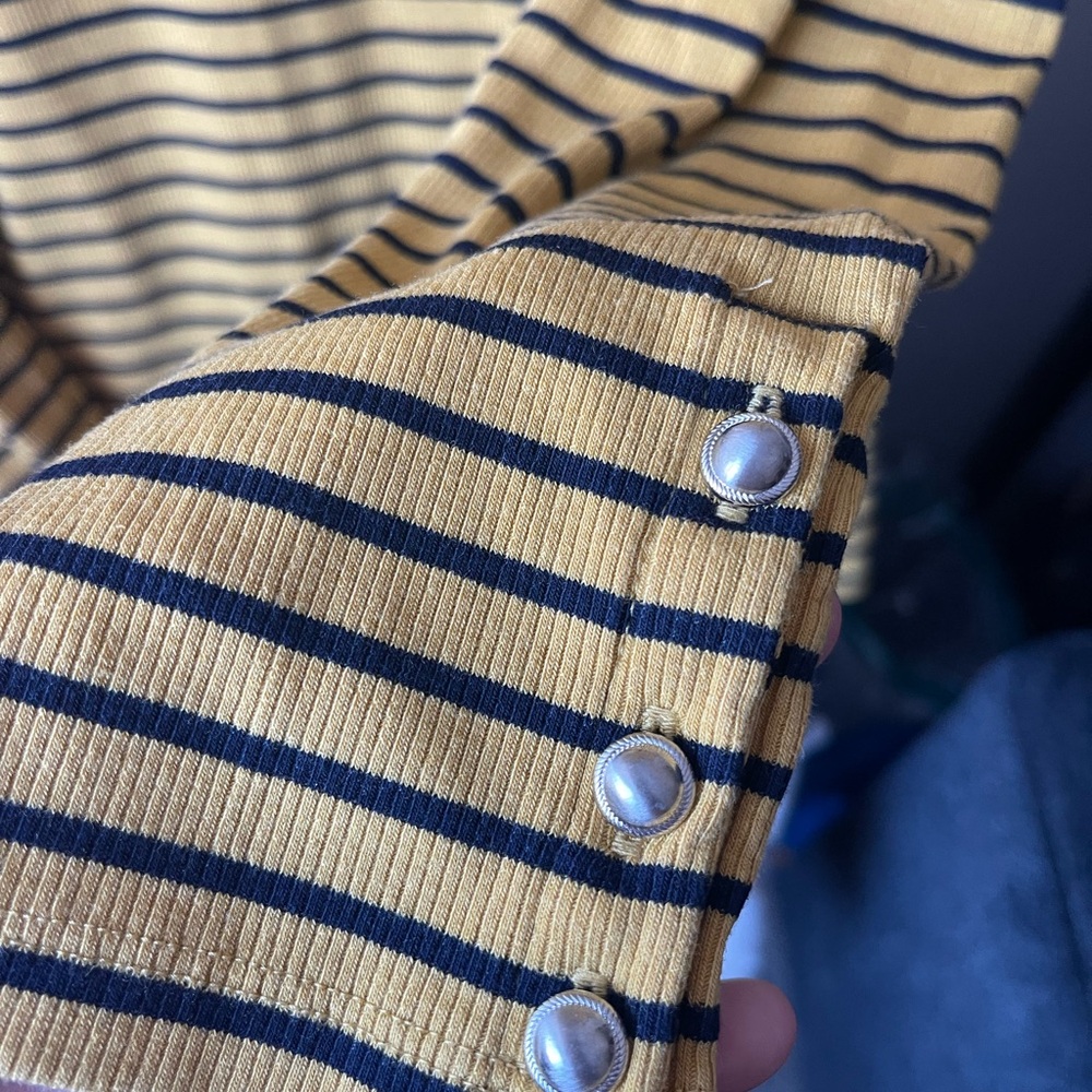 Talbots Yellow & Black Striped Turtleneck Sweater
Medium - New without tags! - Picture 6 of 8